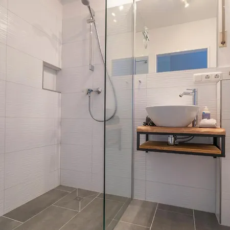 Unter Den Linden 3 Erdgeschoss Mit Neuem Bad Lejlighed